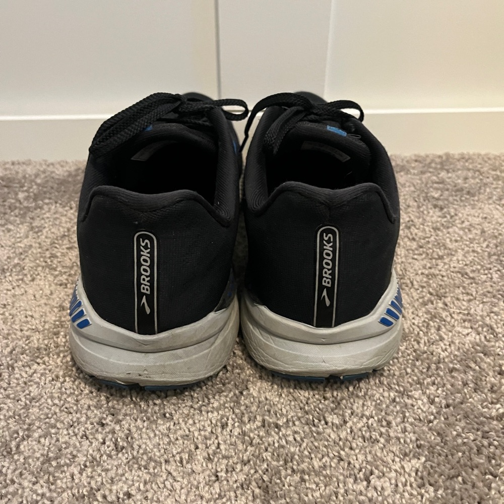 Brooks Launch 8 Black and Navy Men's Running Shoes - 12 - Picture 2 of 4